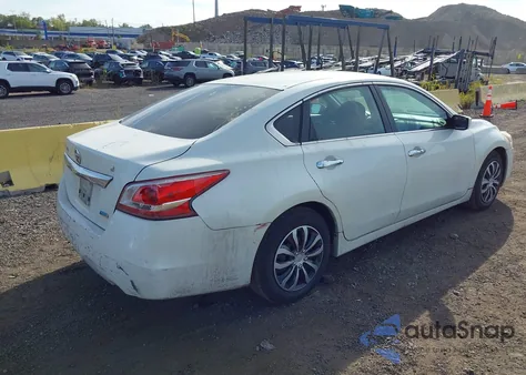 2013 Nissan Altima 2.5 S из США, поврежденный, VIN 1N4AL3AP1DN558592
